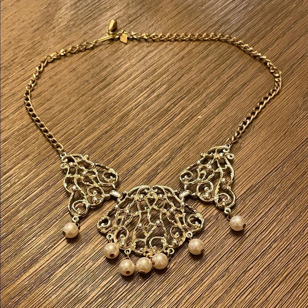VTG Sarah Coventry gold tone pearl Bib necklace mid century jewelry